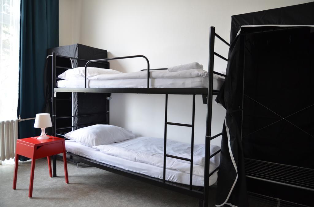 City Hostel Brno Modřice Esterno foto
